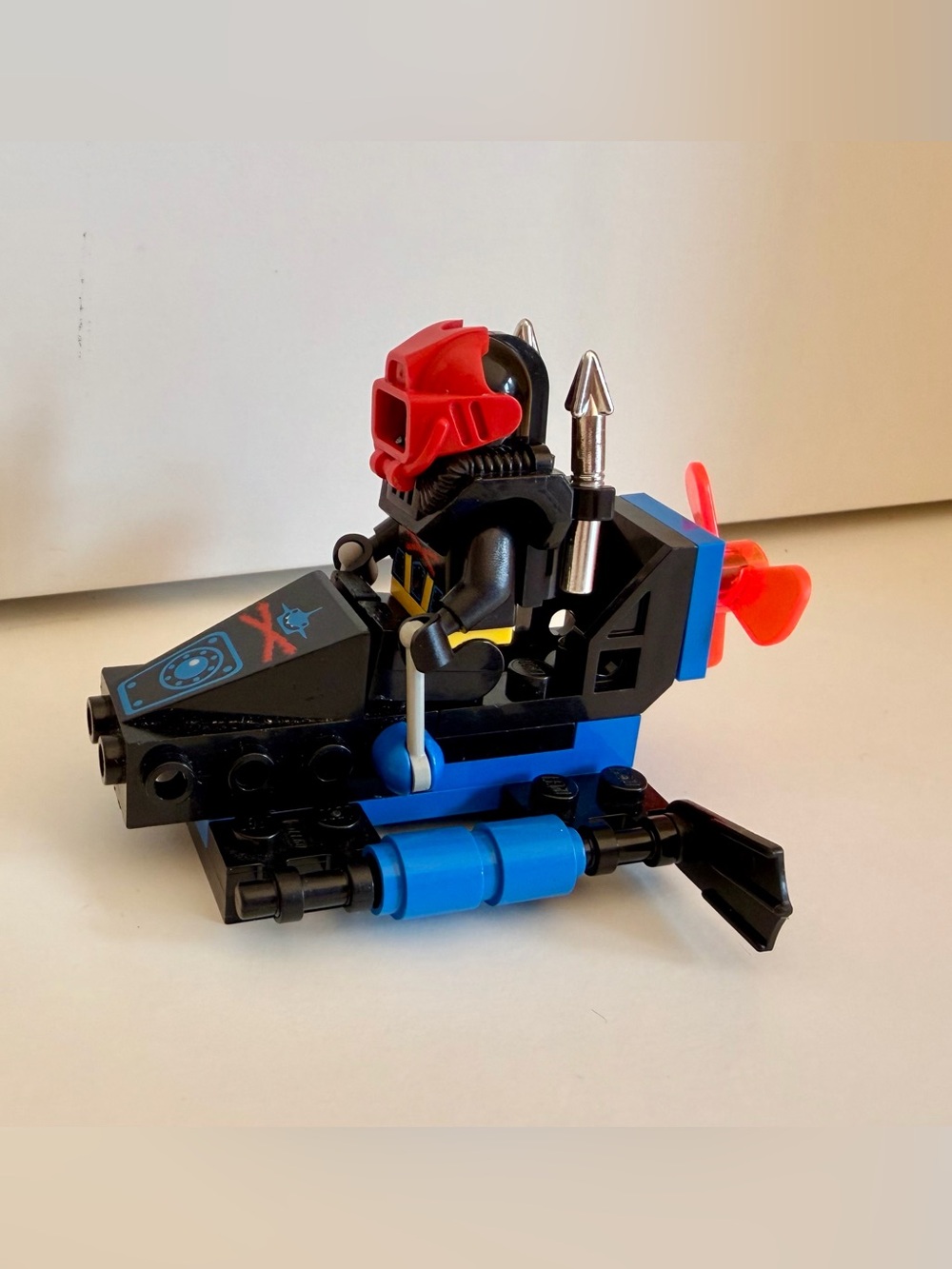 Lego Aquazone - Aquasharks - year 1995 (6115)